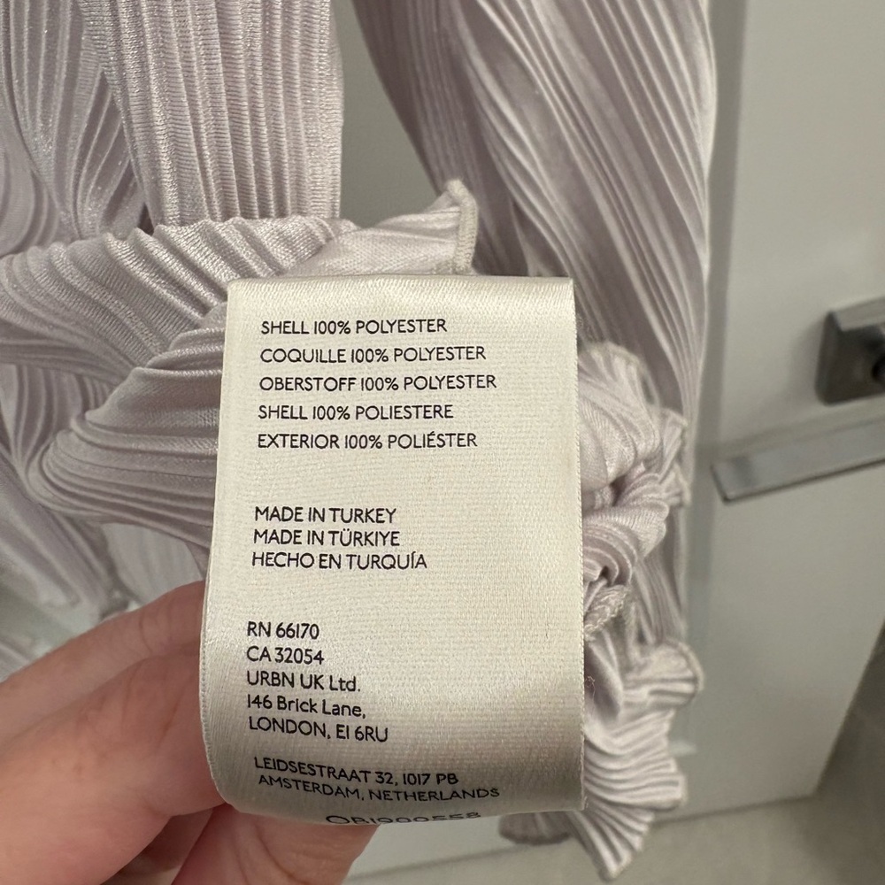 Anthropologie Grey Silver Sheer Plisse Long Sleeve Tie Front Top Size Small - Picture 5 of 13